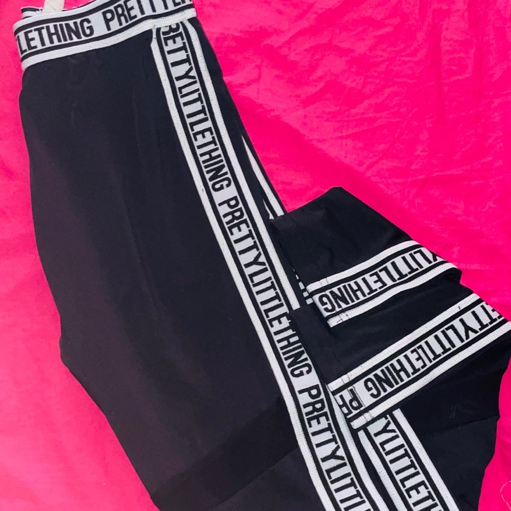 PrettyLittleThing Leggings